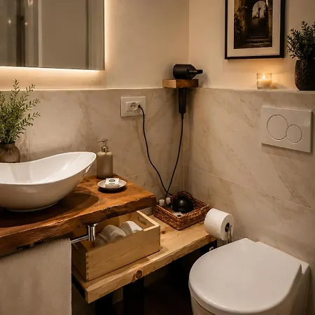 Tamb&b 3 Deluxe Double With Private Bathroom 3*
